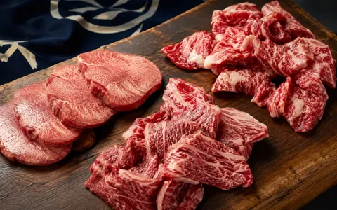 厚切り牛タンと切り落とし肉